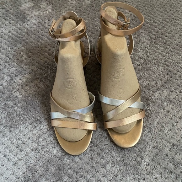 Steve Madden's Reagan city sandals - Picture 7 of 11